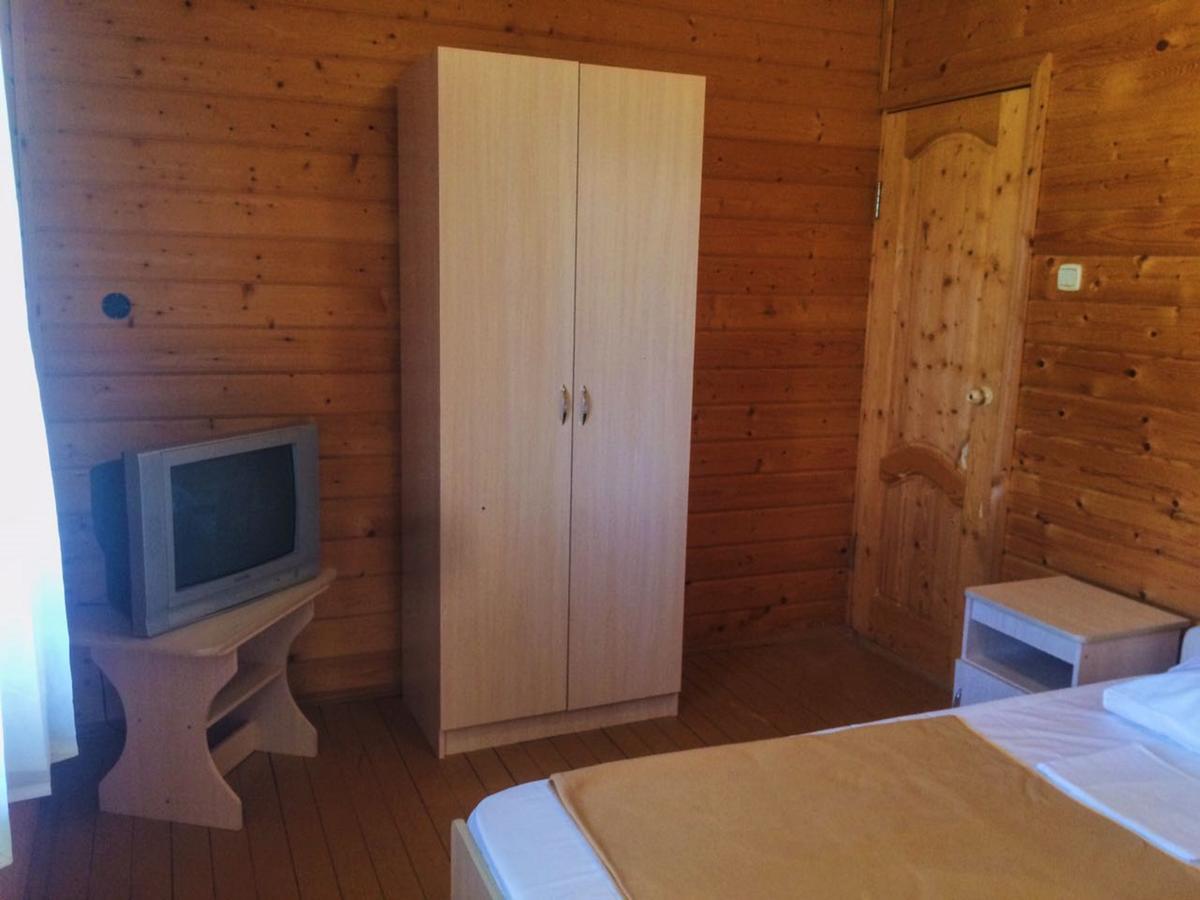 Hotel Kistrik 구다우타 외부 사진